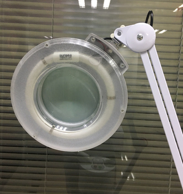 Máquina facial 2 dos cuidados com a pele de Vapozone em 1 navio facial de ampliação do salão de beleza claro